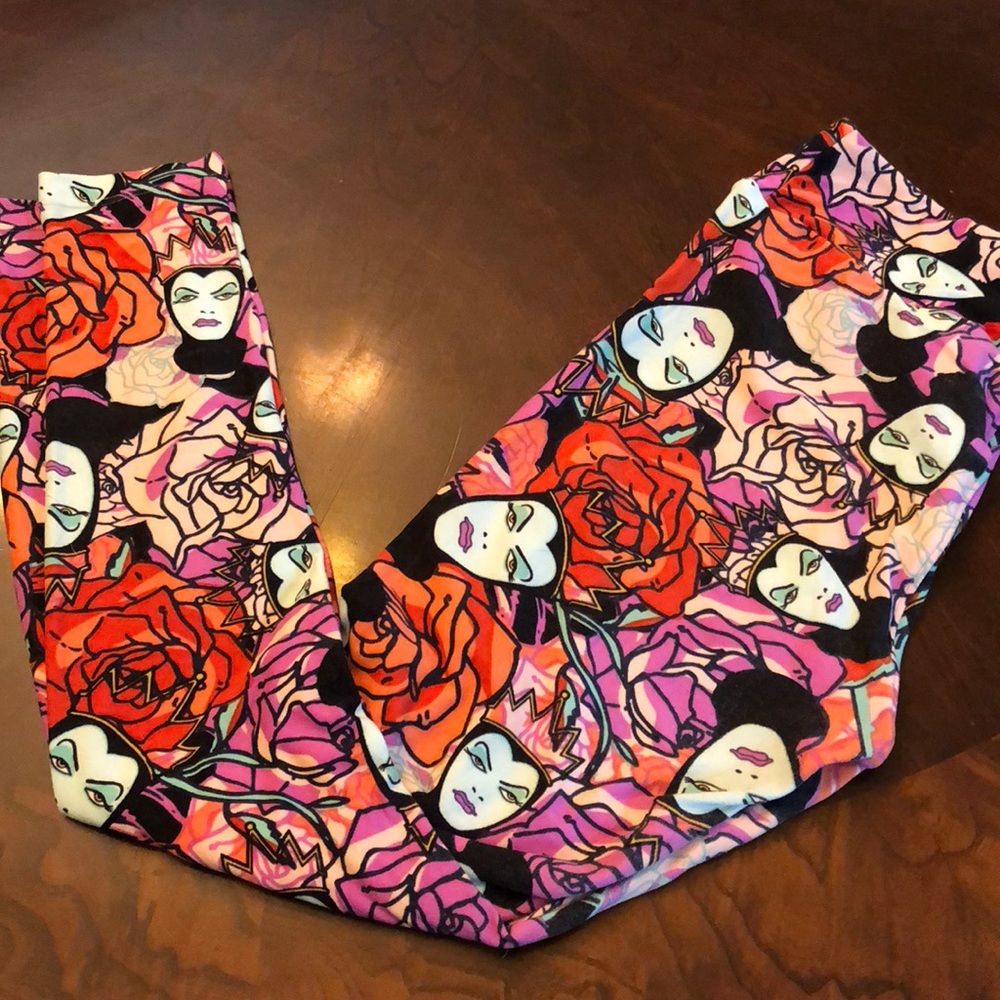 Lularoe Disney Villain Evil Queen OS Leggings